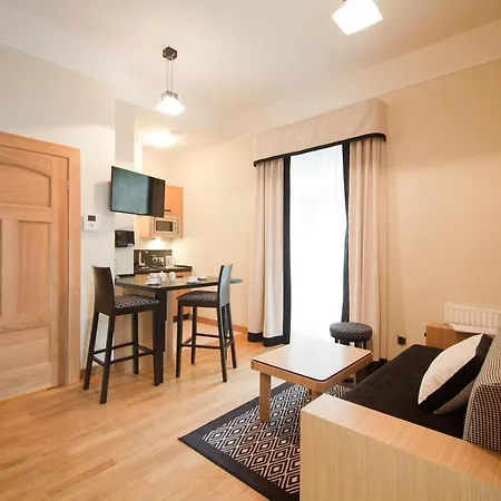 Alina Medical Πανσιόν