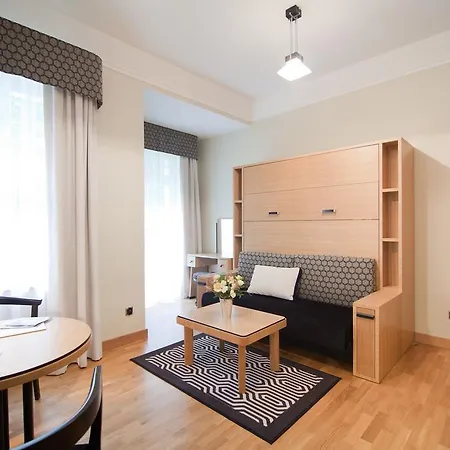 Alina Medical Πανσιόν 4*